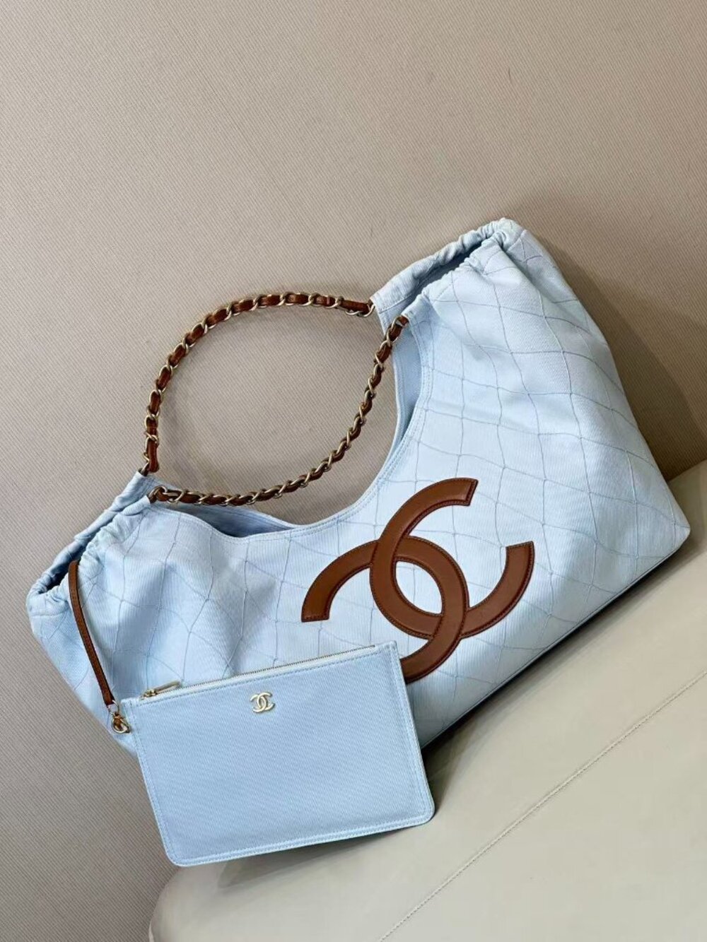 Classic CHANEL Bag: A Stylish and Versatile Choice for Elegance